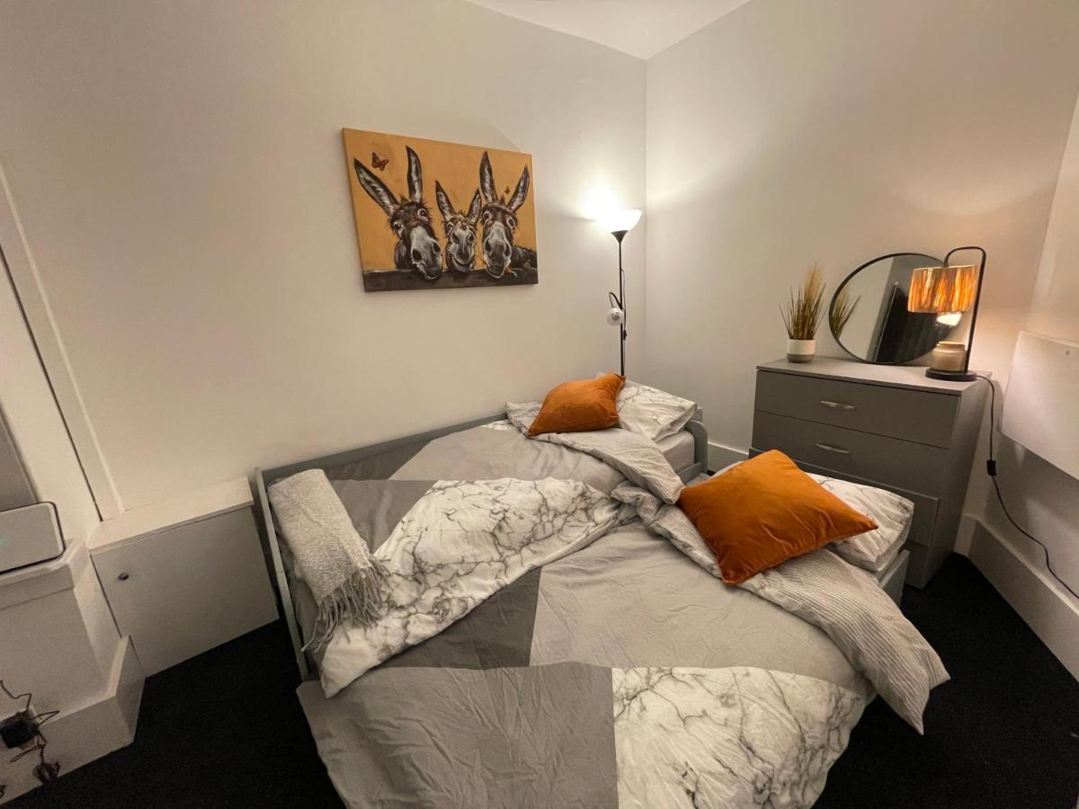 Urban 3 Bedroom Home In Kings Heath-Great Location Birmingham Eksteriør billede