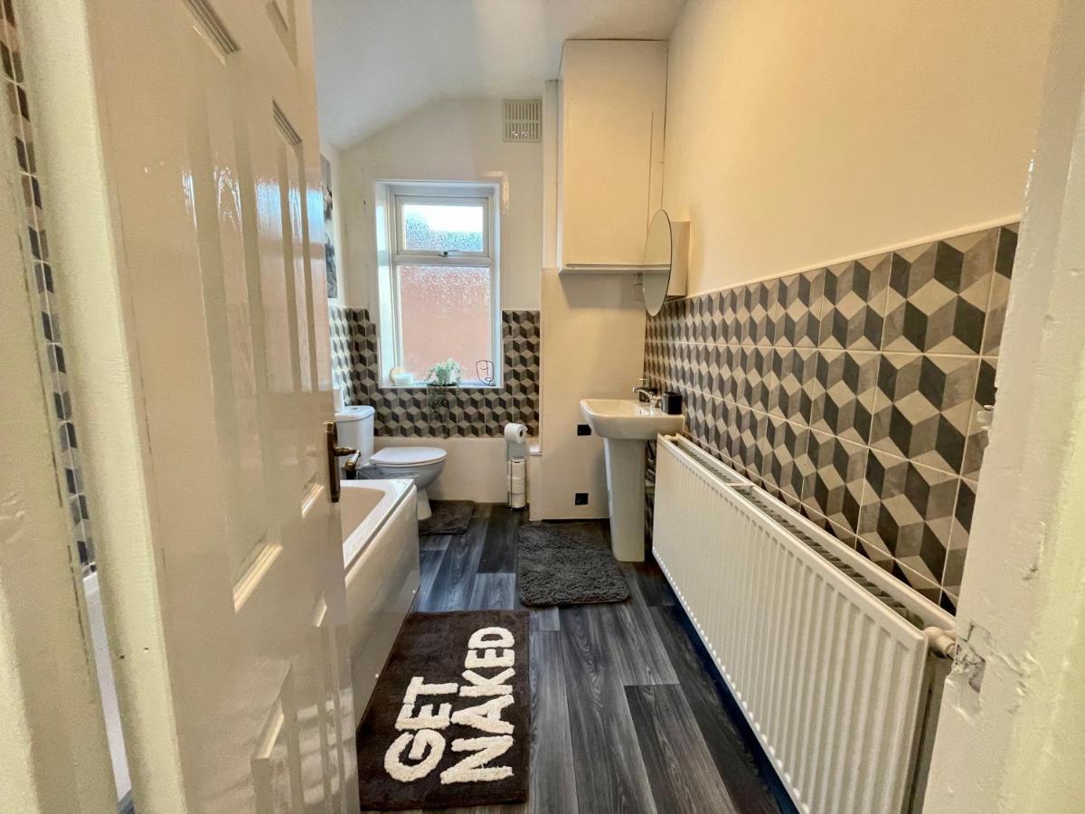 Urban 3 Bedroom Home In Kings Heath-Great Location Birmingham Eksteriør billede